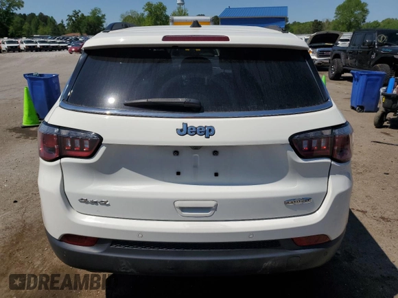 2020 Jeep Compass Latitude with VIN 3C4NJDBB0LT228984, listed as a Copart auction lot 53092445 with 24,624 mi miles and Salvage title. Bid and sale history available at DreamBid. Image 6.