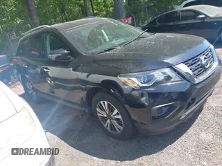 2017 Nissan Pathfinder S with VIN 5N1DR2MN3HC903225, listed as a IAAI auction lot 42090164 with 191,401 mi miles and . Bid and sale history available at DreamBid. Image 1.