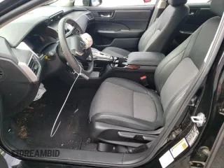 2019 Honda Clarity with VIN JHMZC5F17KC004588, listed as a Copart auction lot 71161502 with 19,853 mi miles. Bid and sale history available at carsss.com. Image 7.