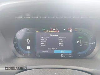 2024 Volvo XC90 Plus с VIN YV4H60LEXR1245014, выставлен на аукционе IAAI как лот 42161764 с пробегом 5 701 миль миль и . История ставок и продаж доступна на DreamBid. Изображение 7.