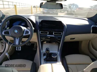 2020 BMW 8 Series M850i with VIN WBAGV8C01LCE08939, listed as a Copart auction lot 39257433 with 45,561 mi miles. Bid and sale history available at carsss.com. Image 8.