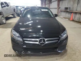 2018 Mercedes-Benz C 300 z VIN 55SWF4JB5JU219795, wystawiony jako Copart lot #53573385 z przebiegiem 109 462 mil mil oraz Czysty tytuł • Clean title. Historia ofert i sprzedaży dostępna na DreamBid. Obrazek 5.