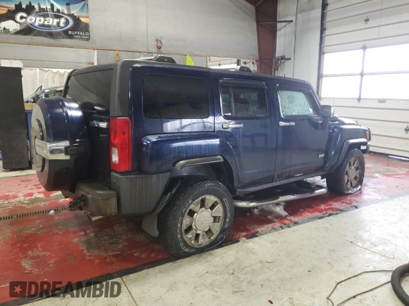 2008 Hummer H3 with VIN 5GTEN13E788138645, listed as a Copart auction lot 42048915 with 215,731 mi miles and Non Repairable. Bid and sale history available at carsss.com. Image 3.