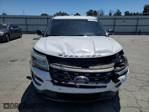 2017 Ford Explorer XLT с VIN 1FM5K8D85HGB64339, выставлен на аукционе Copart как лот 64113565 с пробегом 128 918 миль миль и Списание • Salvage title. История ставок и продаж доступна на DreamBid. Изображение 5.