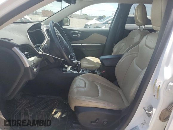 2017 Jeep Cherokee Limited с VIN 1C4PJMDB0HW519556, выставлен на аукционе Copart как лот 62007305 с пробегом 171 296 миль миль и Списание • Salvage title. История ставок и продаж доступна на DreamBid. Изображение 7.