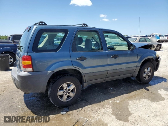 2005 Ford Escape XLS Value with VIN 1FMYU02Z95DA00125, listed as a Copart auction lot 53492325 with 111,032 mi miles and Salvage Title. Bid and sale history available at carsss.com. Image 3.