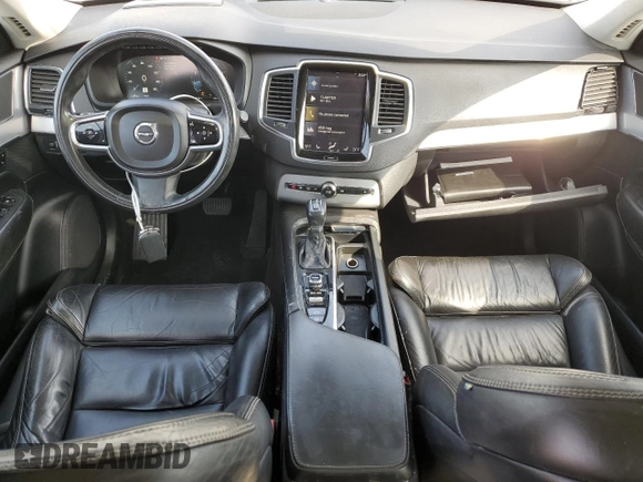 2016 Volvo XC90 T6 Momentum with VIN YV4A22PK8G1045772, listed as a Copart auction lot 65073295 with 73,976 mi miles and Clean title. Bid and sale history available at DreamBid. Image 8.