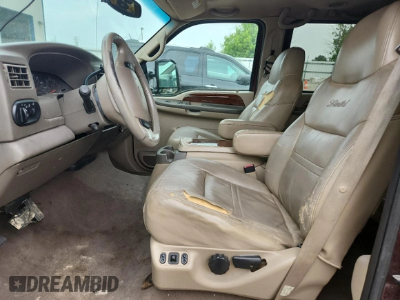 2001 Ford Excursion Limited с VIN 1FMNU43SX1EA00618, выставлен на аукционе Copart как лот 59807255 с пробегом 210 811 миль миль и Чистый • Clean title. История ставок и продаж доступна на DreamBid. Изображение 7.