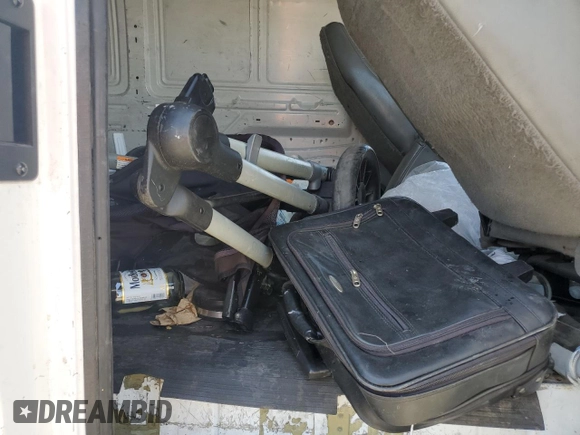 2008 Ford Econoline Cargo Commercial with VIN 1FTNE14W08DA10432, listed as a Copart auction lot 58215805 with 314,145 mi miles and Salvage title. Bid and sale history available at DreamBid. Image 10.