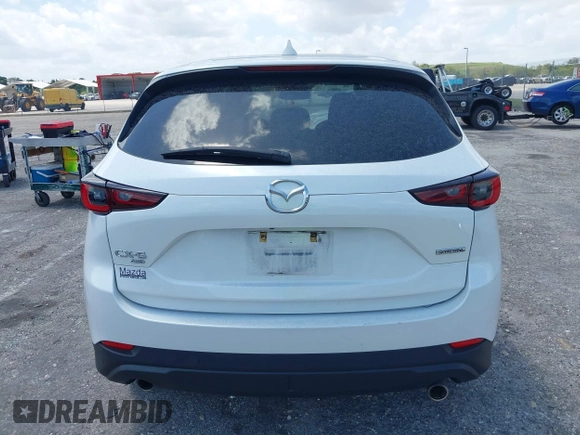 2022 Mazda CX-5 2.5 S Preferred Package with VIN JM3KFBCM1N1575573, listed as a IAAI auction lot 41976604 with 45,113 mi miles. Bid and sale history available at carsss.com. Image 17.