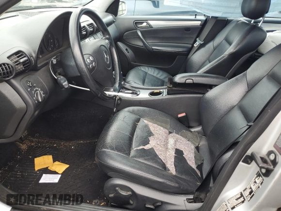 2005 Mercedes-Benz C 230 Kompressor with VIN WDBRF40J25F667368, listed as a Copart auction lot 59930135 with 149,996 mi miles and Salvage title. Bid and sale history available at DreamBid. Image 7.