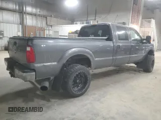 2014 Ford F-350 Platinum with VIN 1FT7W3BT5EEB29237, listed as a Copart auction lot 75745264 with 284,112 mi miles and Salvage title. Bid and sale history available at DreamBid. Image 3.