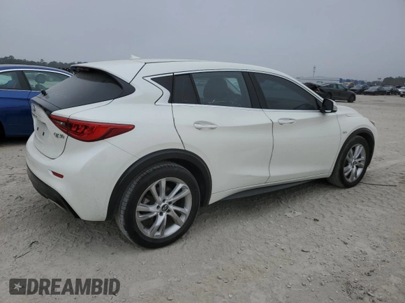 2017 Infiniti QX30 Premium with VIN SJKCH5CP3HA033931, listed as a Copart auction lot 45004155 with 52,892 mi miles and Clean Title. Bid and sale history available at DreamBid. Image 3.