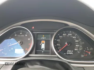 2015 Audi Q7 S line Prestige z VIN WA1DGAFE8FD023785, wystawiony jako Copart lot #56737425 z przebiegiem 134 926 mil mil oraz Szkoda całkowita • Salvage title. Historia ofert i sprzedaży dostępna na DreamBid. Obrazek 9.