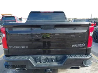 2019 Chevrolet Silverado 1500 High Country with VIN 1GCUYHELXKZ323675, listed as a IAAI auction lot 41296454 with 102,107 mi miles. Bid and sale history available at carsss.com. Image 16.