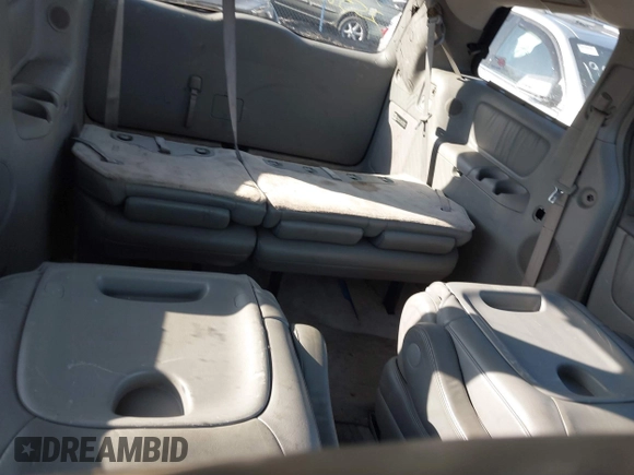 2005 Toyota Sienna XLE with VIN 5TDZA22C55S351384, listed as a IAAI auction lot 41841115 with 999,999 mi miles. Bid and sale history available at carsss.com. Image 8.