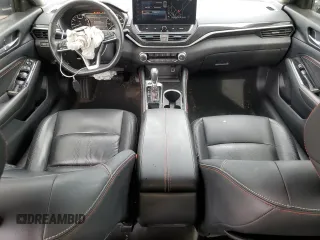 2023 Nissan Altima SR z VIN 1N4BL4CV9PN336716, wystawiony jako Copart lot #56193555 z przebiegiem 39 877 mil mil oraz Szkoda całkowita • Salvage title. Historia ofert i sprzedaży dostępna na DreamBid. Obrazek 8.