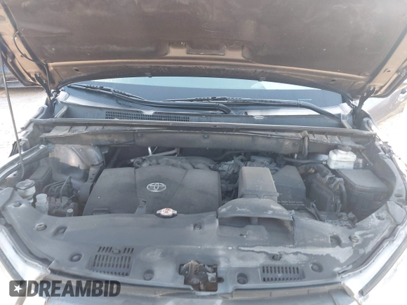 2019 Toyota Highlander LE с VIN 5TDBZRFH6KS945258, выставлен на аукционе IAAI как лот 41979698 с пробегом 122 624 миль миль и . История ставок и продаж доступна на DreamBid. Изображение 10.