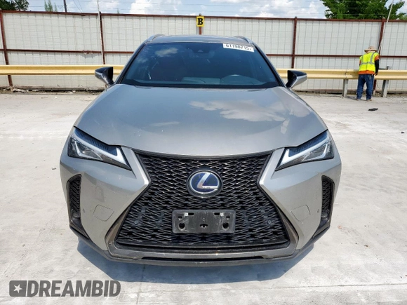 2022 Lexus UX 250h F Sport z VIN JTHR9JBH1N2057419, wystawiony jako Copart lot #61190715 z przebiegiem 60 401 mil mil oraz Szkoda całkowita • Salvage title. Historia ofert i sprzedaży dostępna na DreamBid. Obrazek 6.