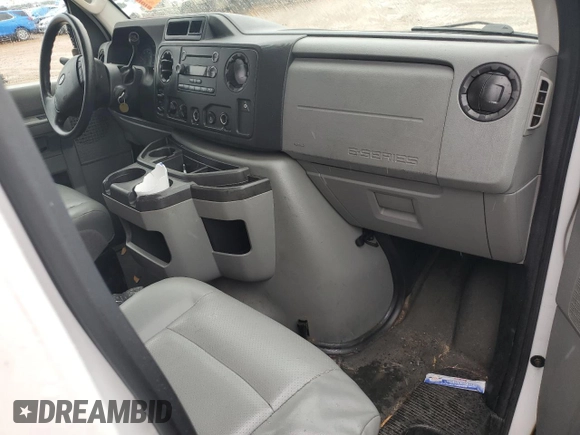2013 Ford Econoline Passenger XL with VIN 1FBSS3BL7DDB29898, listed as a Copart auction lot 73433744 with 180,646 mi miles and Salvage Title. Bid and sale history available at DreamBid. Image 8.