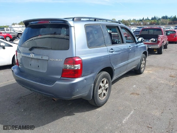 2007 Toyota Highlander w/3rd Row with VIN JTEEP21A670212606, listed as a IAAI auction lot 42053816 with 335,553 mi miles. Bid and sale history available at carsss.com. Image 4.