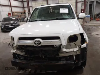2005 Toyota Sequoia SR5 with VIN 5TDBT44A85S245126, listed as a IAAI auction lot 41559596 with 236,256 mi miles and . Bid and sale history available at DreamBid. Image 13.