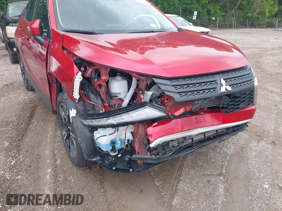 2024 Mitsubishi Eclipse Cross SE with VIN JA4ATWAAXRZ042099, listed as a IAAI auction lot 42311591 with 29,381 mi miles and . Bid and sale history available at DreamBid. Image 6.