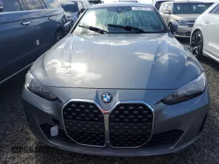 2023 BMW 4 Series 430i z VIN WBA63AV03PFN78162, wystawiony jako Copart lot #75037154 z przebiegiem Nie podano mil oraz Nie do naprawy • Non repairable. Historia ofert i sprzedaży dostępna na DreamBid. Obrazek 5.