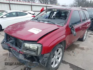 2006 Chevrolet TrailBlazer LT with VIN 1GNES13H162266610, listed as a IAAI auction lot 41630250 with 176,610 mi miles. Bid and sale history available at carsss.com. Image 2.