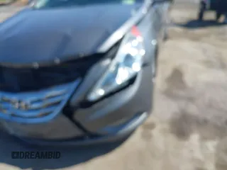 2011 Hyundai Sonata Limited with VIN 5NPEC4AC1BH123194, listed as a IAAI auction lot 41997823 with 187,897 mi miles and . Bid and sale history available at carsss.com. Image 6.