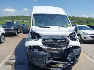 2022 Ford Transit Cargo with VIN 1FTBR3X8XNKA31327, listed as a IAAI auction lot 42081060 with Not provided miles and . Bid and sale history available at DreamBid. Image 12.