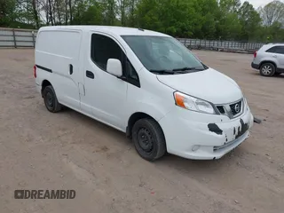2019 Nissan NV200 S z VIN 3N6CM0KNXKK699799, wystawiony jako IAAI lot #42037269 z przebiegiem 478 948 mil mil oraz . Historia ofert i sprzedaży dostępna na DreamBid. Obrazek 1.