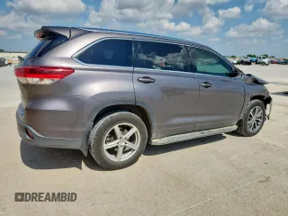 2017 Toyota Highlander XLE with VIN 5TDKZRFH4HS515186, listed as a Copart auction lot 60894055 with 135,531 mi miles and Salvage title. Bid and sale history available at DreamBid. Image 3.