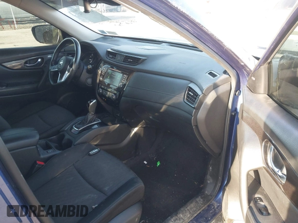 2019 Nissan Rogue SV with VIN JN8AT2MV9KW379176, listed as a IAAI auction lot 41768194 with 125,337 mi miles. Bid and sale history available at carsss.com. Image 5.