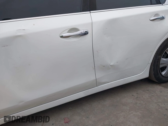 2018 Nissan Altima S with VIN 1N4AL3AP7JC231329, listed as a IAAI auction lot 41557939 with 103,799 mi miles and . Bid and sale history available at DreamBid. Image 6.