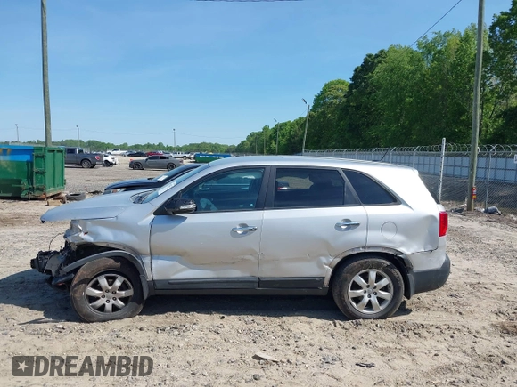 2012 Kia Sorento LX with VIN 5XYKT3A17CG216046, listed as a IAAI auction lot 39268223 with 188,886 mi miles. Bid and sale history available at carsss.com. Image 13.