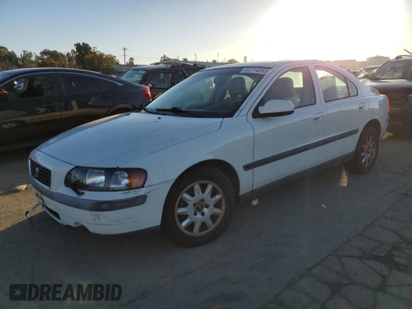 2001 Volvo S60 with VIN YV1RS61R812029585, listed as a Copart auction lot 41714365 with 123,988 mi miles and Salvage Title. Bid and sale history available at carsss.com. Image 1.