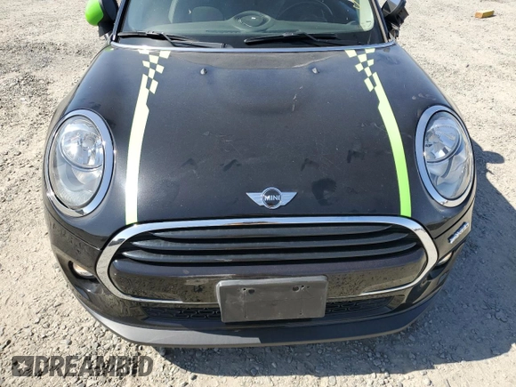 2018 MINI Hardtop Cooper with VIN WMWXP5C54J2G64015, listed as a Copart auction lot 61866865 with 32,927 mi miles and Salvage title. Bid and sale history available at DreamBid. Image 11.