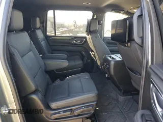 2024 Chevrolet Suburban LT z VIN 1GNSKCKD9RR185377, wystawiony jako Copart lot #42807955 z przebiegiem 14 651 mil mil oraz Szkoda całkowita • Salvage title. Historia ofert i sprzedaży dostępna na DreamBid. Obrazek 11.