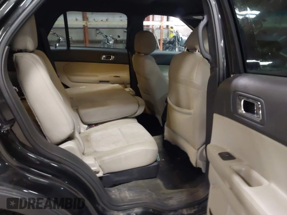 2014 Ford Explorer with VIN 1FM5K8B80EGC28012, listed as a IAAI auction lot 41887520 with 172,652 mi miles and . Bid and sale history available at carsss.com. Image 8.
