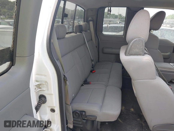 2005 Ford F-150 STX с VIN 1FTRX14W15NA05046, выставлен на аукционе IAAI как лот 42394572 с пробегом 115 601 миль миль и . История ставок и продаж доступна на DreamBid. Изображение 8.