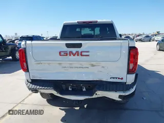 2021 GMC Sierra 1500 AT4 with VIN 1GTU9EET6MZ178665, listed as a IAAI auction lot 41765746 with 113,526 mi miles. Bid and sale history available at carsss.com. Image 17.