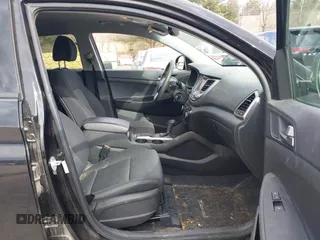 2017 Hyundai Tucson SE with VIN KM8J3CA46HU478356, listed as a IAAI auction lot 41892598 with 62,338 mi miles. Bid and sale history available at carsss.com. Image 5.