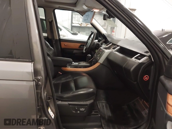 2008 Land Rover Range Rover Sport SC with VIN SALSH23438A137783, listed as a IAAI auction lot 42011109 with 235,113 mi miles and . Bid and sale history available at DreamBid. Image 5.