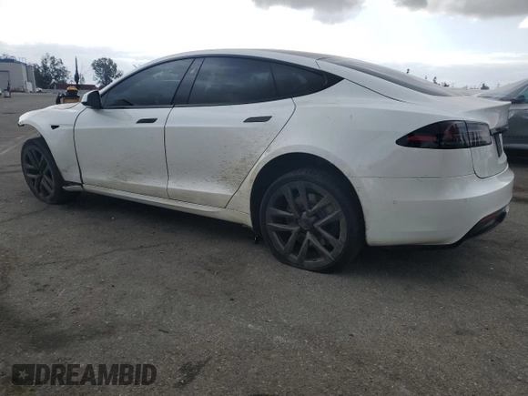 2022 Tesla Model S with VIN 5YJSA1E53NF492855, listed as a Copart auction lot 54545185 with 62,856 mi miles and Salvage title. Bid and sale history available at DreamBid. Image 2.