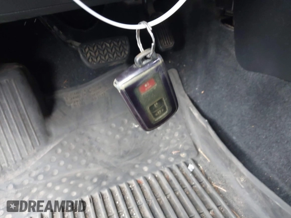 2020 Toyota Tacoma SR5 z VIN 3TMCZ5AN6LM288974, wystawiony jako IAAI lot #42185181 z przebiegiem 94 759 mil mil oraz . Historia ofert i sprzedaży dostępna na DreamBid. Obrazek 11.