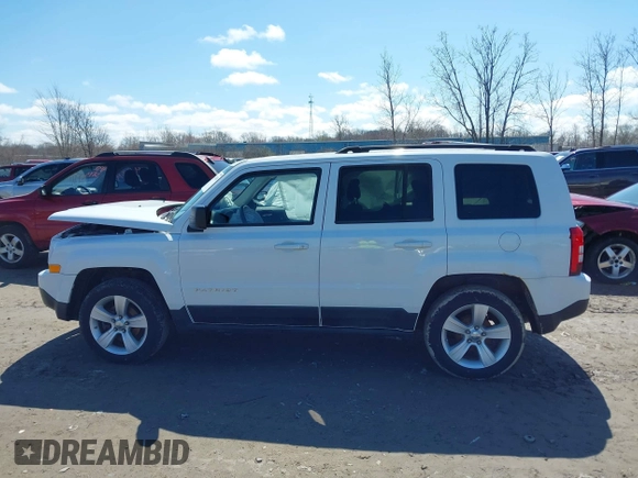 2011 Jeep Patriot Sport with VIN 1J4NT1GA4BD224041, listed as a IAAI auction lot 41934301 with 118,124 mi miles and . Bid and sale history available at carsss.com. Image 14.