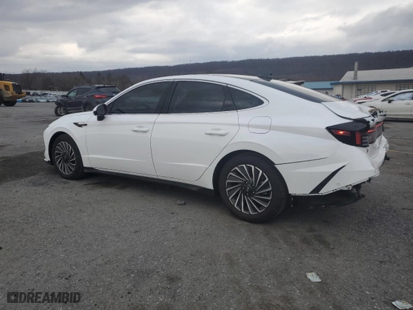 2024 Hyundai Sonata Hybrid Limited with VIN KMHL54JJ6RA100975, listed as a Copart auction lot 47627895 with 7,495 mi miles and Salvage Title. Bid and sale history available at carsss.com. Image 2.