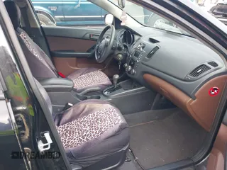 2010 Kia Forte EX z VIN KNAFU4A28A5282668, wystawiony jako IAAI lot #42448266 z przebiegiem 168 776 mil mil oraz . Historia ofert i sprzedaży dostępna na DreamBid. Obrazek 5.