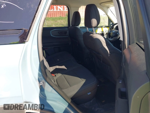2021 Ford Bronco Sport Badlands z VIN 3FMCR9D95MRA07401, wystawiony jako IAAI lot #42159894 z przebiegiem 63 171 mil mil oraz . Historia ofert i sprzedaży dostępna na DreamBid. Obrazek 8.